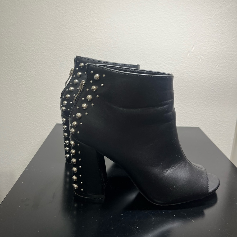 Madden Girl Arla Slip On Peep Toe